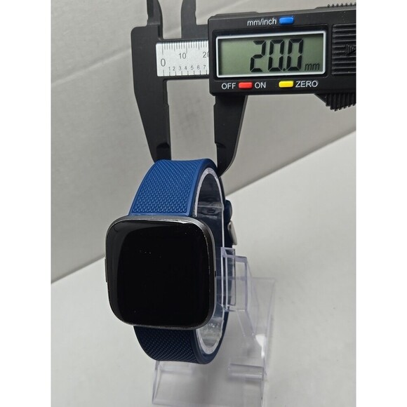 Fitbit Versa 2 Smartwatch Gray 40mm Alexa WR50M Always On Display -  No Charger - Picture 6 of 10